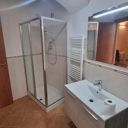 Borgo Nocera Lägenhet